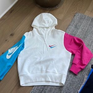 Nike crop hoodie